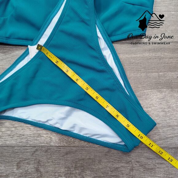 Cupshe Racherback High Neck Ribbed Bikini Swimsuit Size S - Picture 4 of 5